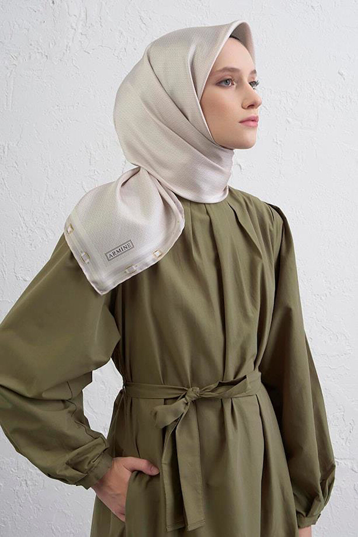 Armine Sura Saf İpek Eşarp 9401 - 85 Krem Karışık Desen