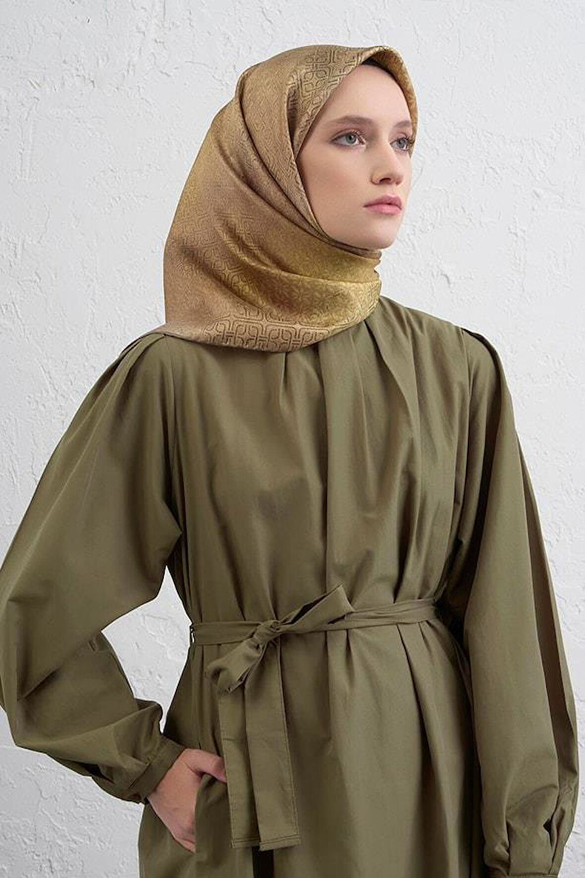 Armine Sura Saf İpek Eşarp 9437 - 35 Yeşil Karışık Desen