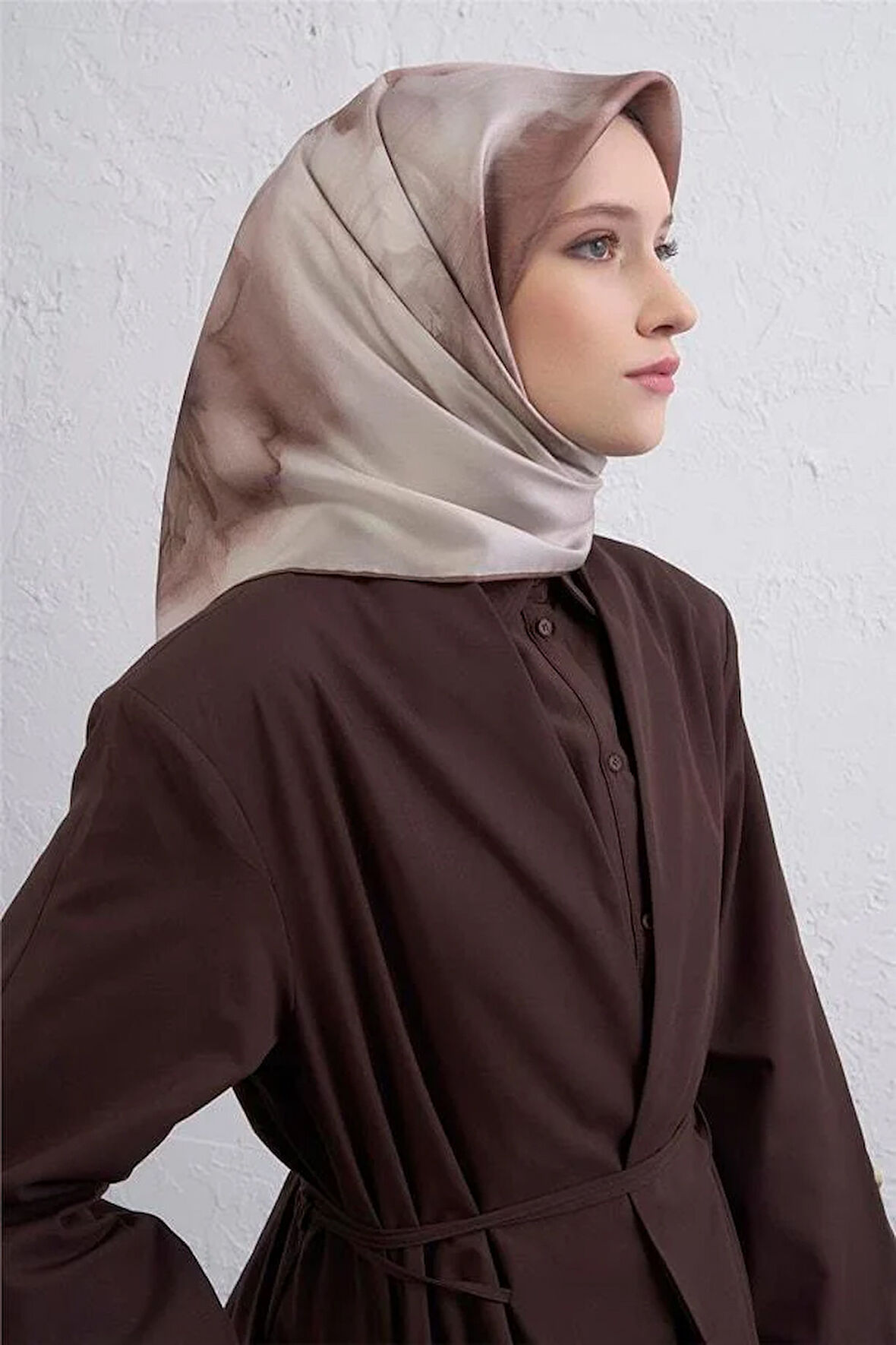 Armine Sura Saf İpek Eşarp 9426 - 82 Krem Karışık Desen