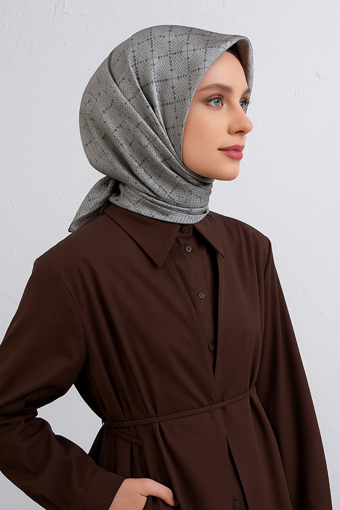 Armine Tivil Saf İpek Eşarp 9440 - 57 Gri Puantiye Desen