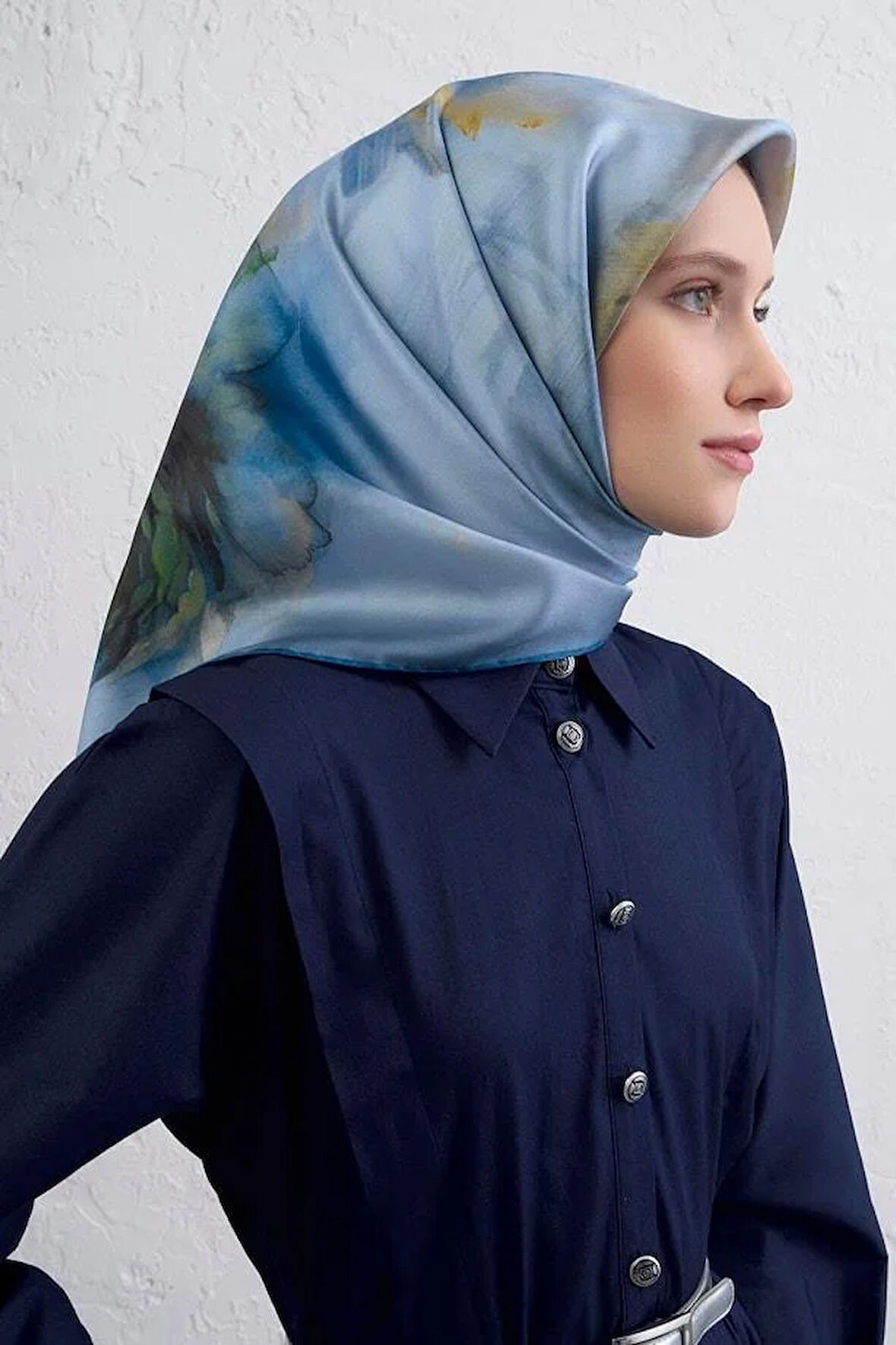 Armine Tivil Saf İpek Eşarp 9426 - 02 Mavi Karışık Desen