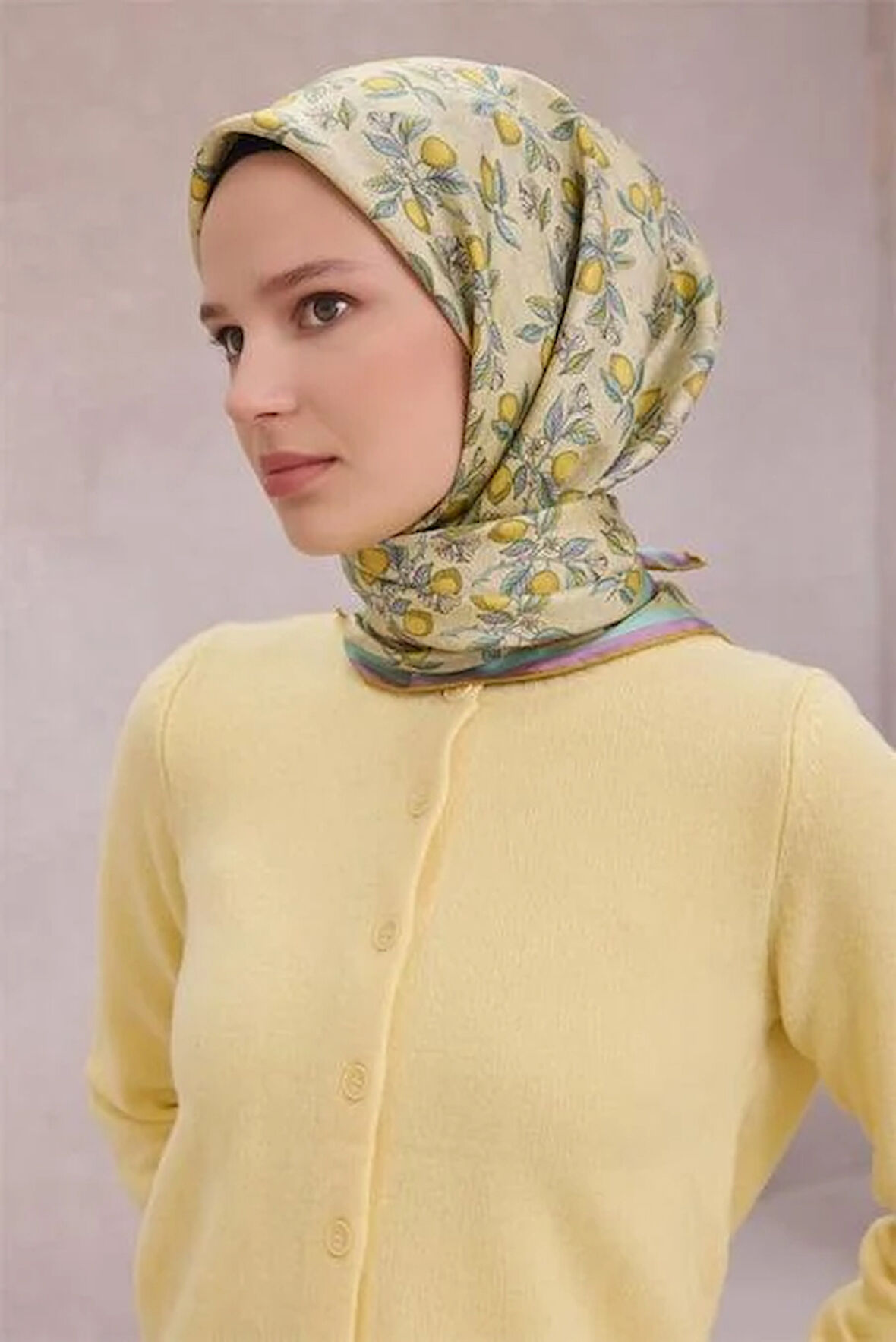 Belli Tivil Saf İpek Eşarp 4212 - 05 Sarı Limon Desen