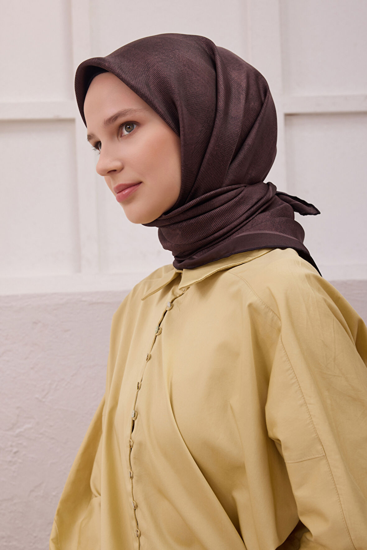 Logo Desen İpek Twill Eşarp 4201D01