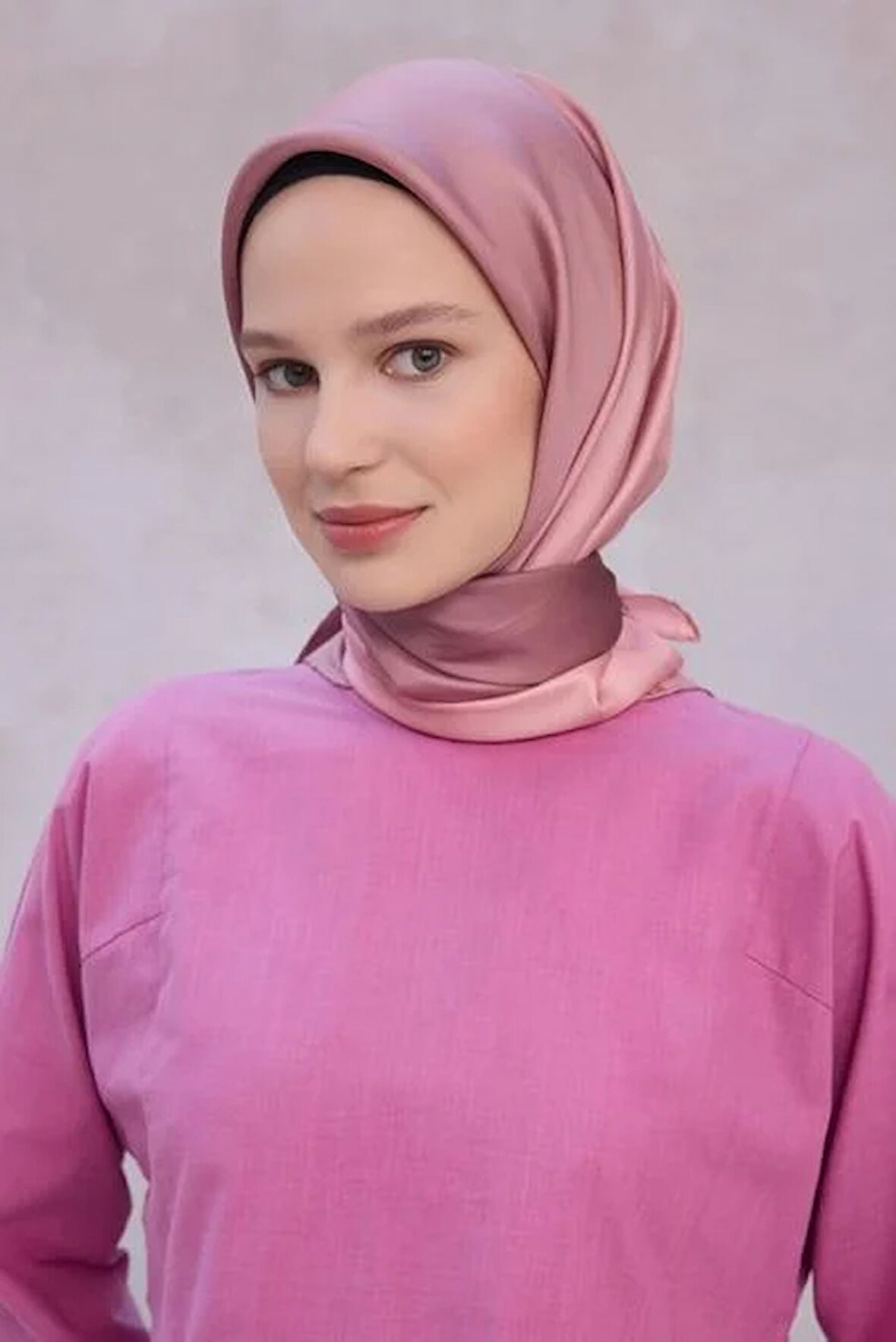 Belli Tivil Saf İpek Eşarp 4211 - 03 Pembe Degrade Desen