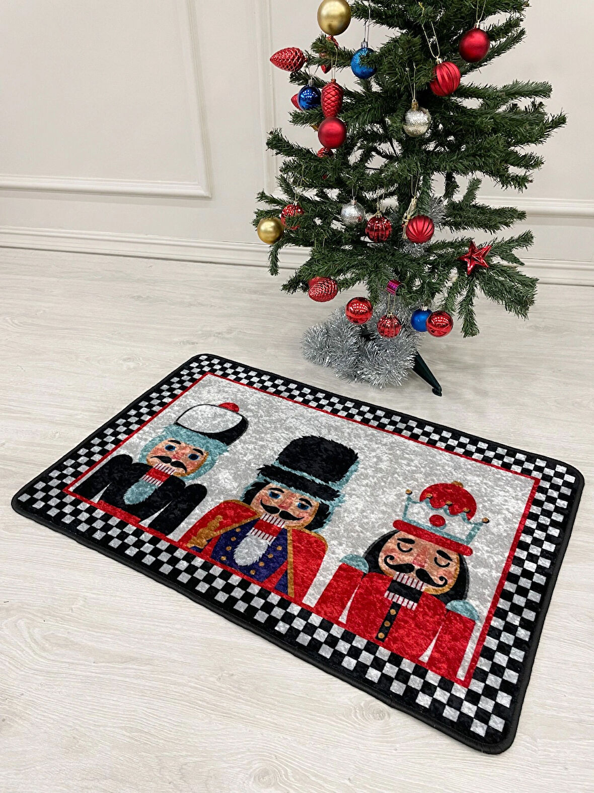 Kurşun Asker Detaylı Dekoratif Yılbaşı Paspas Ölçü 60x90