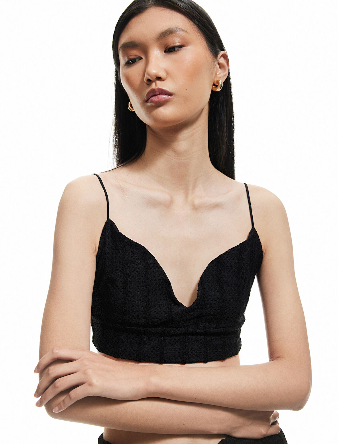 Slim Fit Kolsuz Kalp Yaka Crop İp Askılı Büstiyer