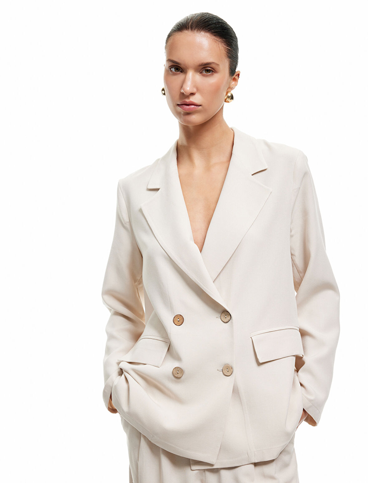 Uzun Kollu Cepli Keten Karışımlı Kruvaze Oversize Blazer Ceket
