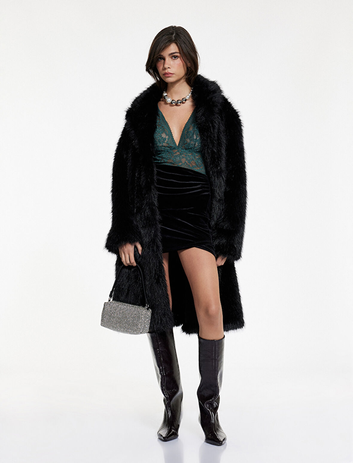 Slim Fit Asimetrik Drapeli Kadife Mini Etek