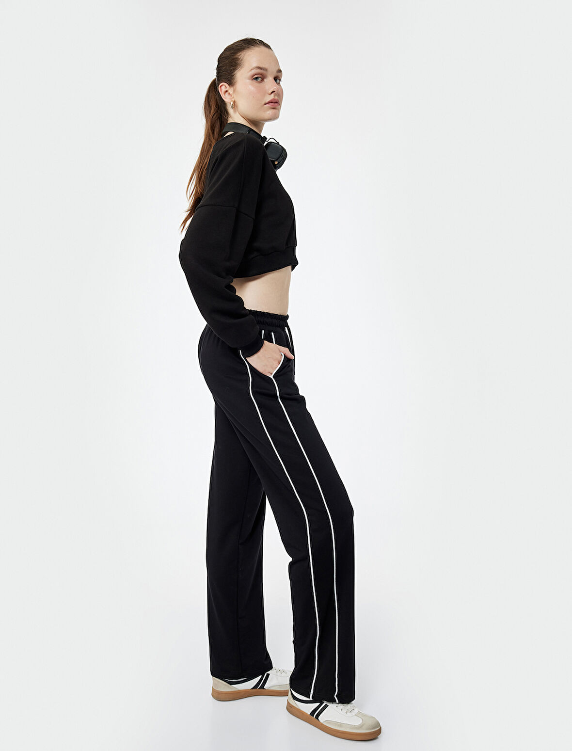 Yüksek Bel Lastikli Cep Detaylı Biyeli Oversize Geniş Paça Eşofman Altı