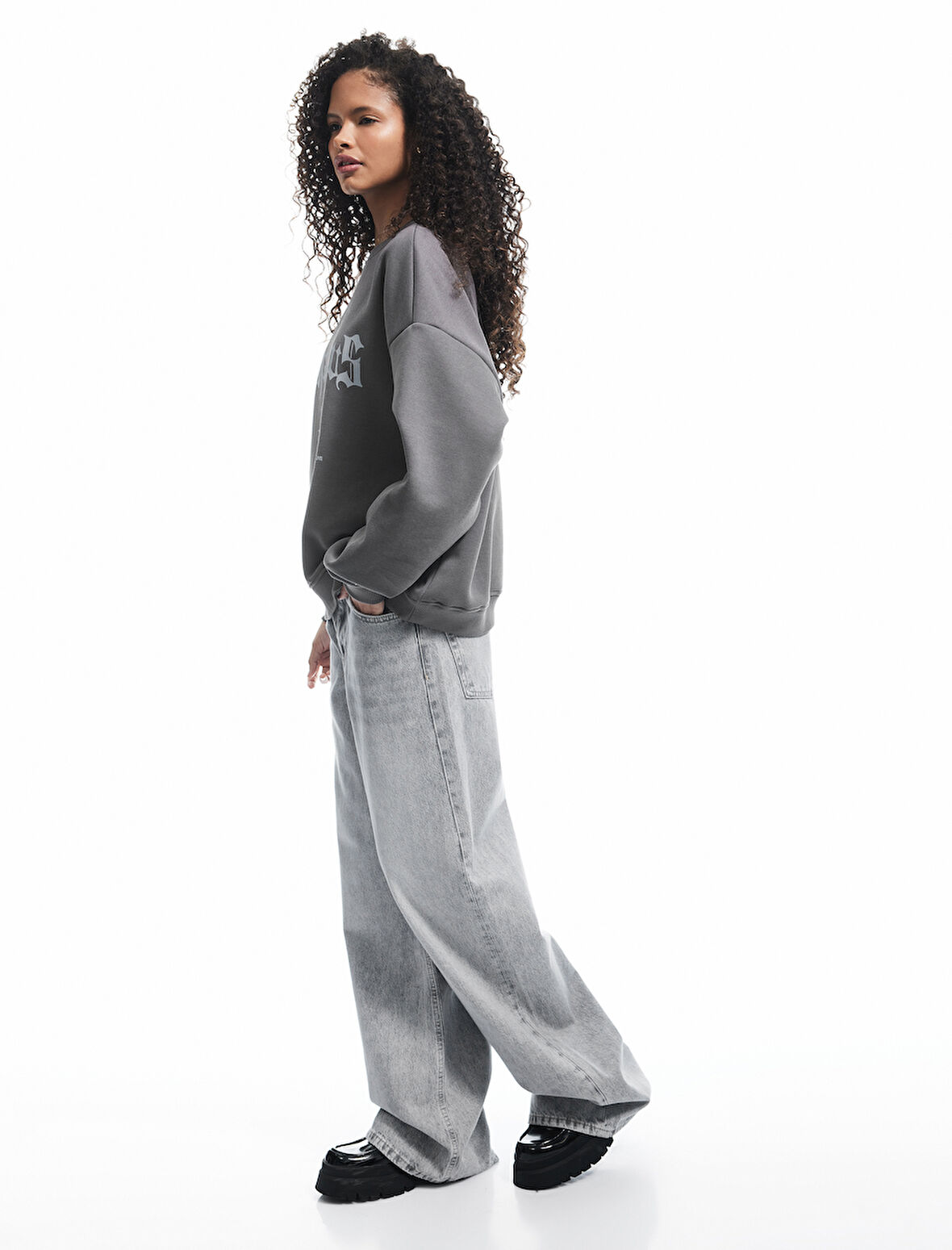 Üç İplik Şardonlu Bisiklet Yaka Baskılı Oversize Sweatshirt