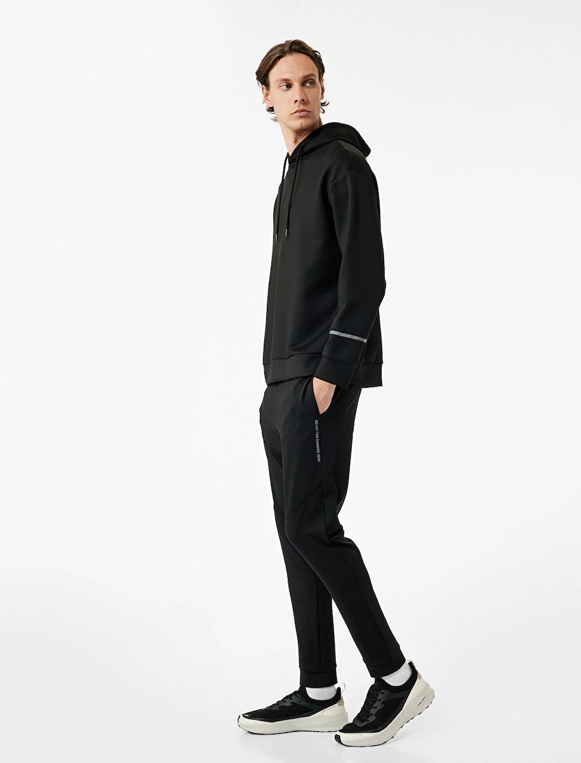 Baskılı Dikiş Detaylı Cepli Beli Bağcıklı Jogger Spor Eşofman Altı