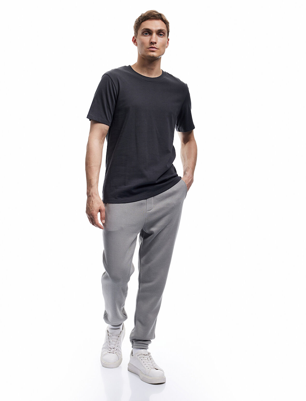 Beli Bağcıklı Şardonlu Cep Detaylı Jogger Eşofman Altı