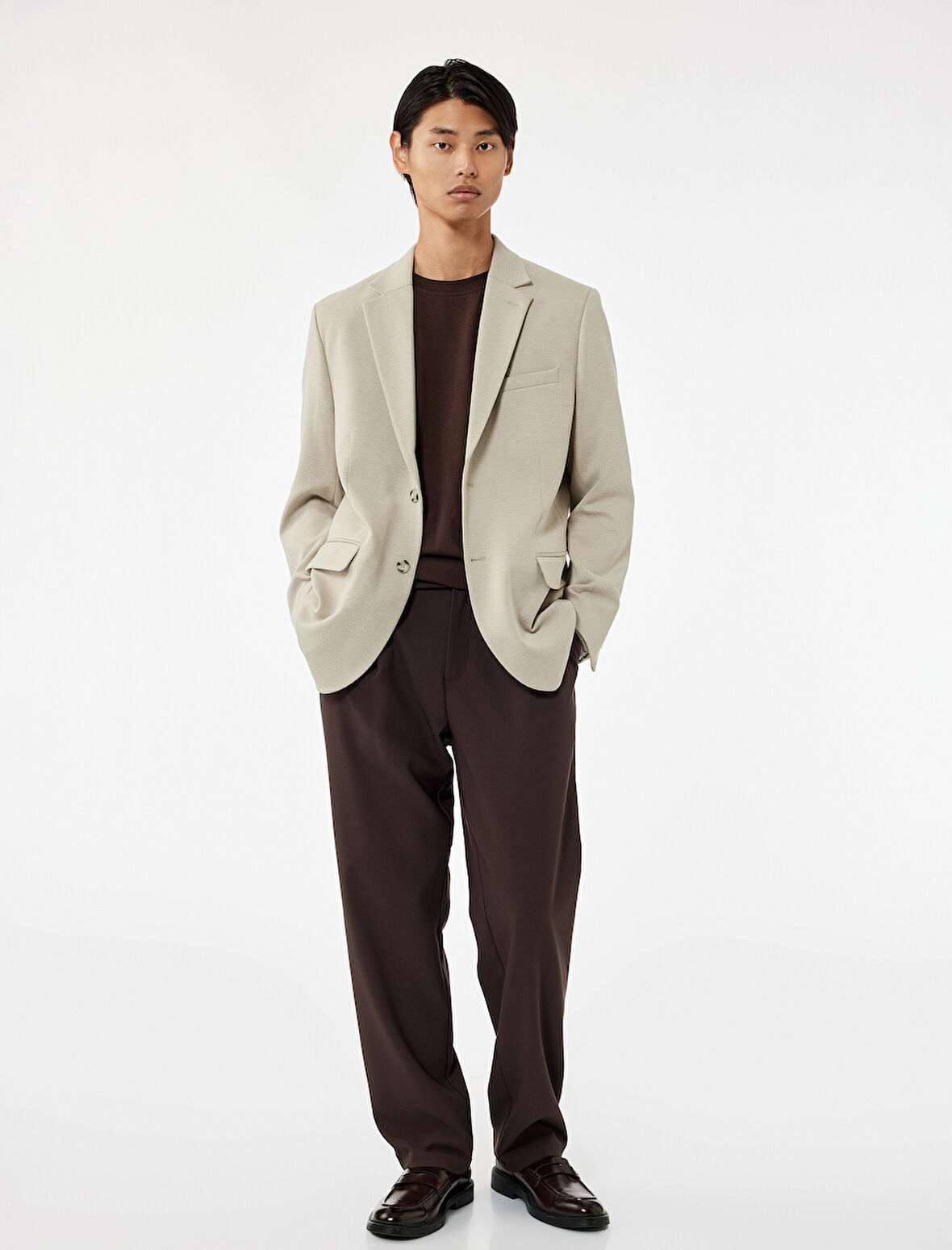 Pike Kumaş Uzun Kollu Kapaklı Cep Detaylı Düğmeli Slim Fit Mono Yaka Blazer Ceket