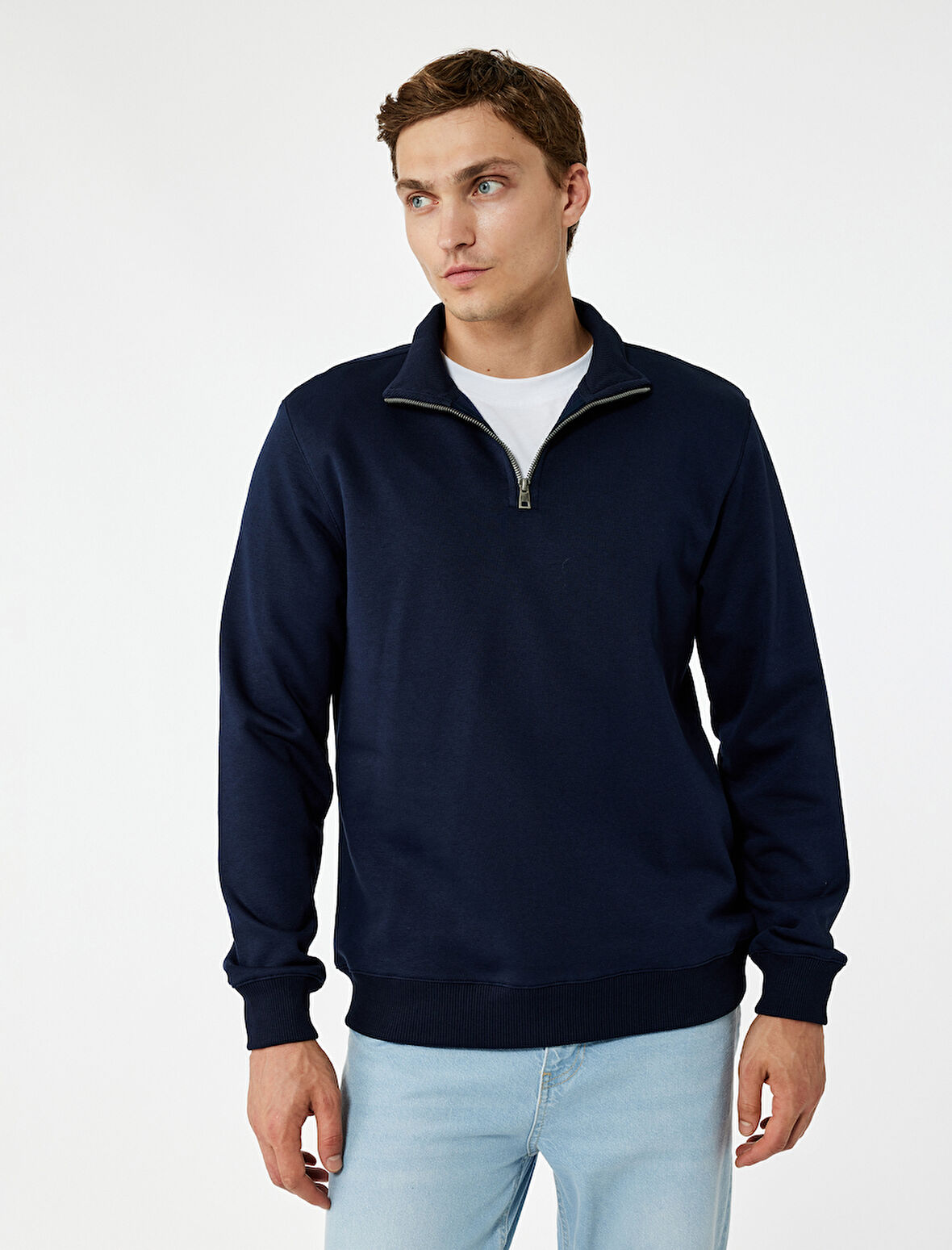 Uzun Kollu Şardonlu Basic Yarım Fermuarlı Sweatshirt