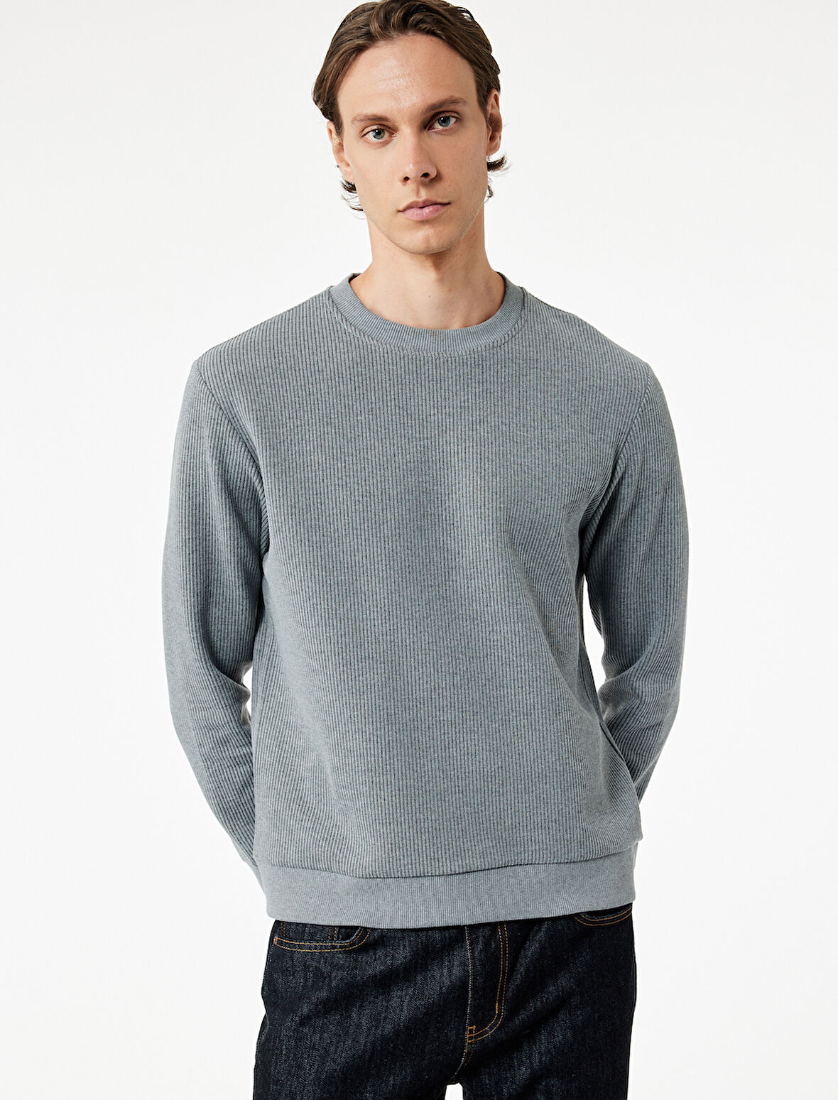 Dokulu Uzun Kollu Basic Bisiklet Yaka Sweatshirt
