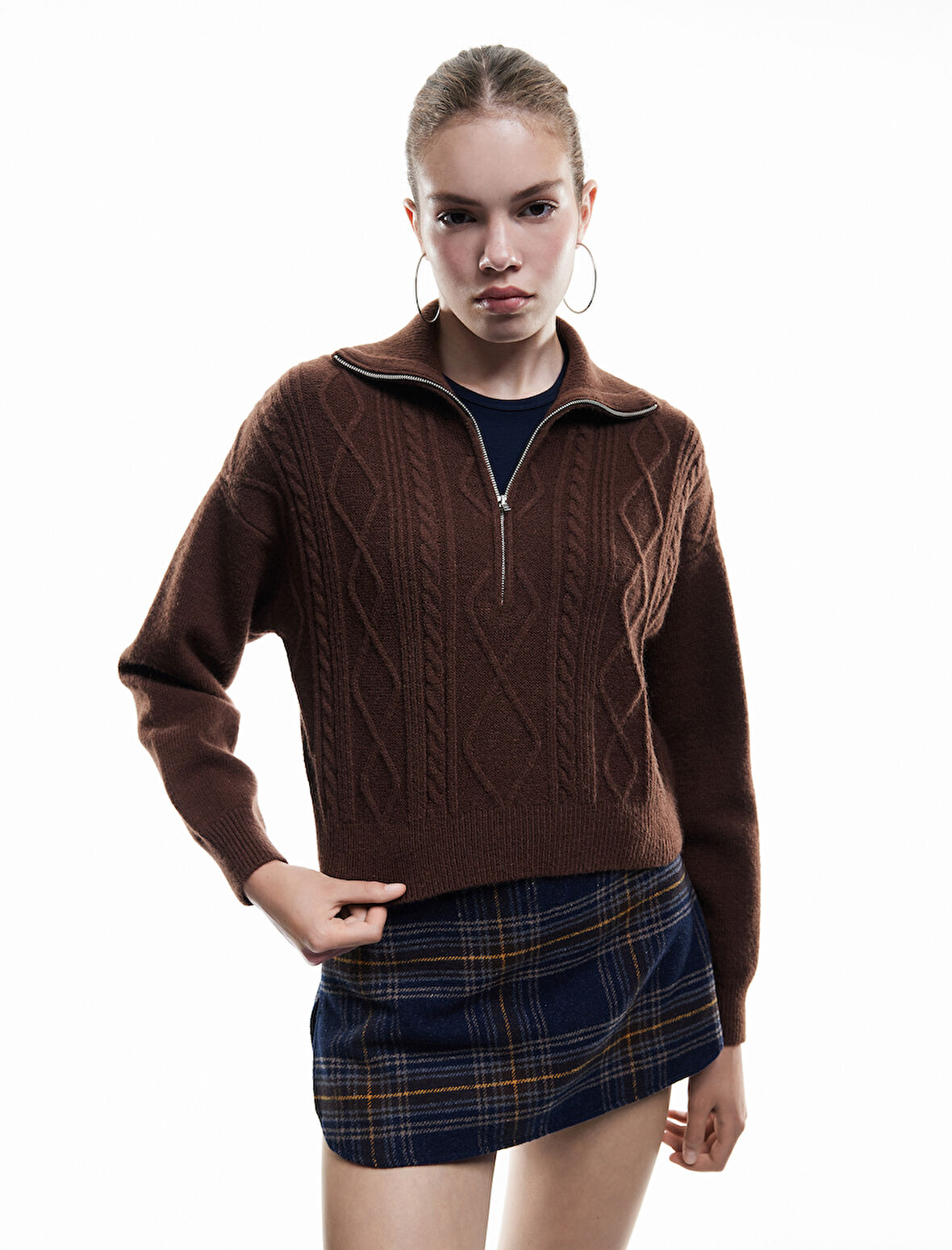 Yarım Fermuarlı Yaka Uzun Kollu Saç Örgü Dokulu Triko Kazak