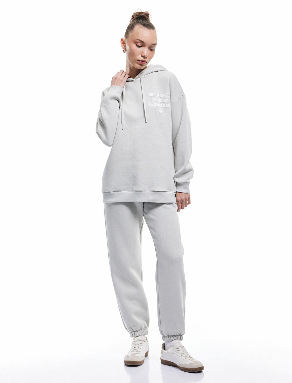 Pamuklu Şardonlu Cepli Beli Bağcıklı Oversize Jogger Eşofman Altı