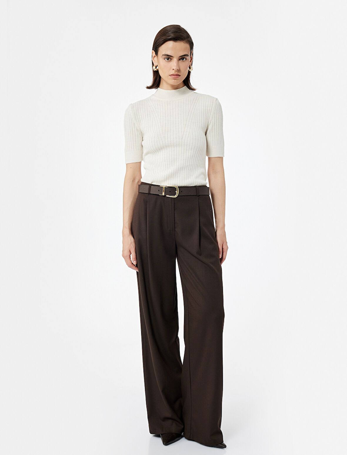 Dik Yaka Kısa Kollu Triko Kazak