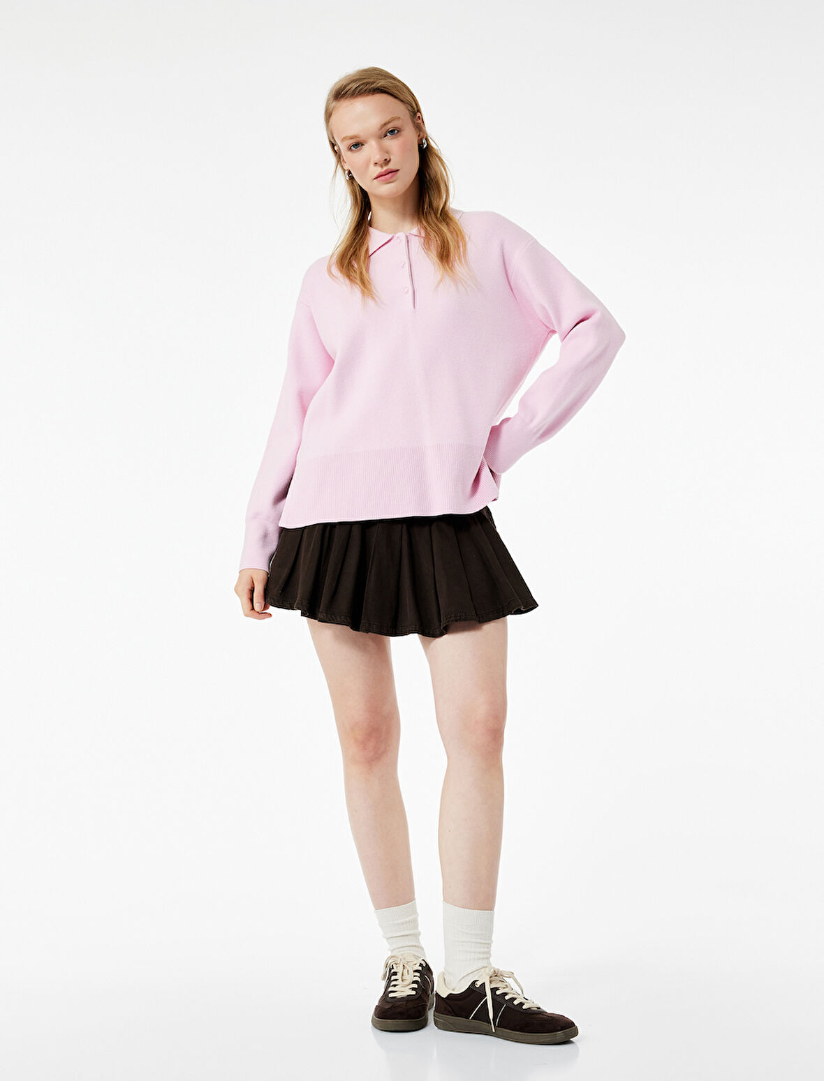 Uzun Kollu Düğme Detaylı Basic Polo Yaka Triko Kazak