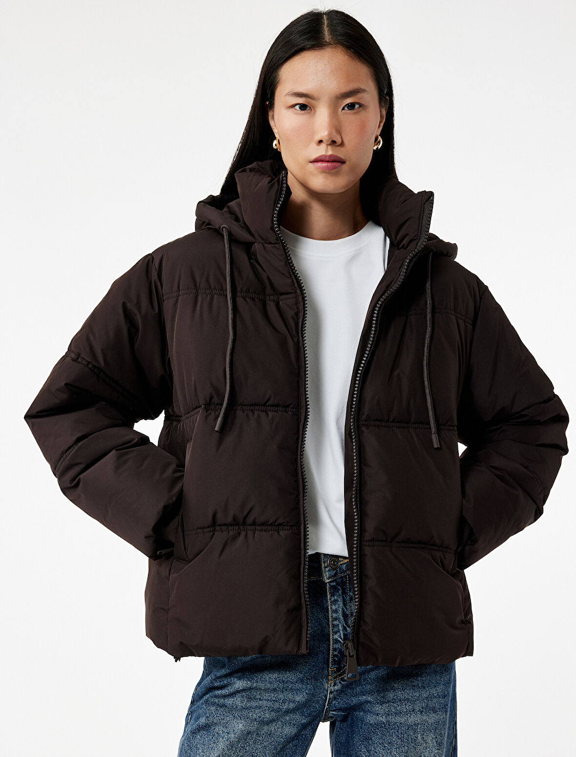 Uzun Kollu Cepli Fermuarlı Su İtici Kapüşonlu Anorak Şişme Mont