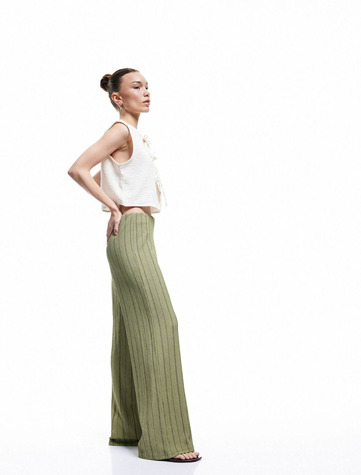 Beli Lastikli Yüksek Bel Çizgili Bürümcük Geniş Paça Pantolon