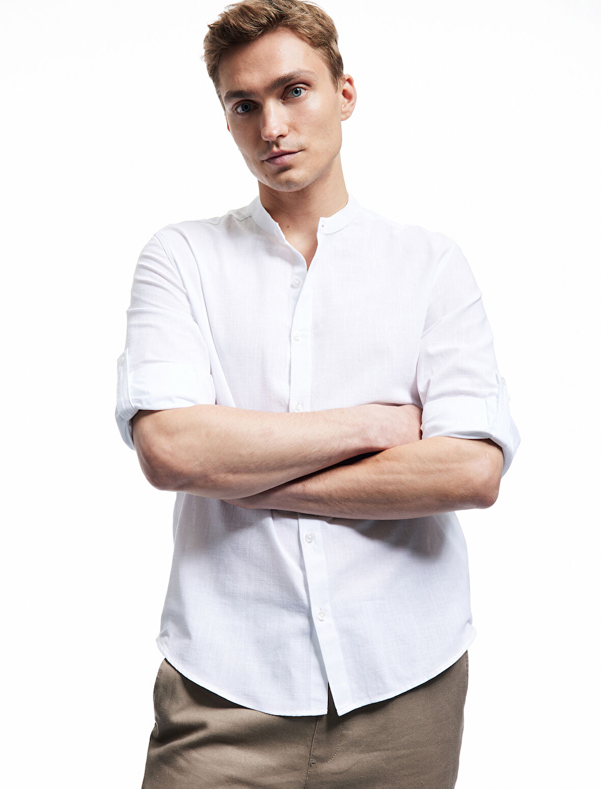 Uzun Kollu Düğmeli Regular Fit Pamuklu Hakim Yaka Gömlek