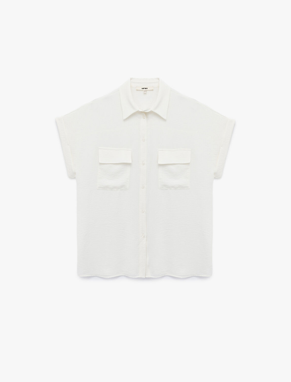 Regular Fit Kapaklı Cep Detaylı Kısa Kollu Gömlek