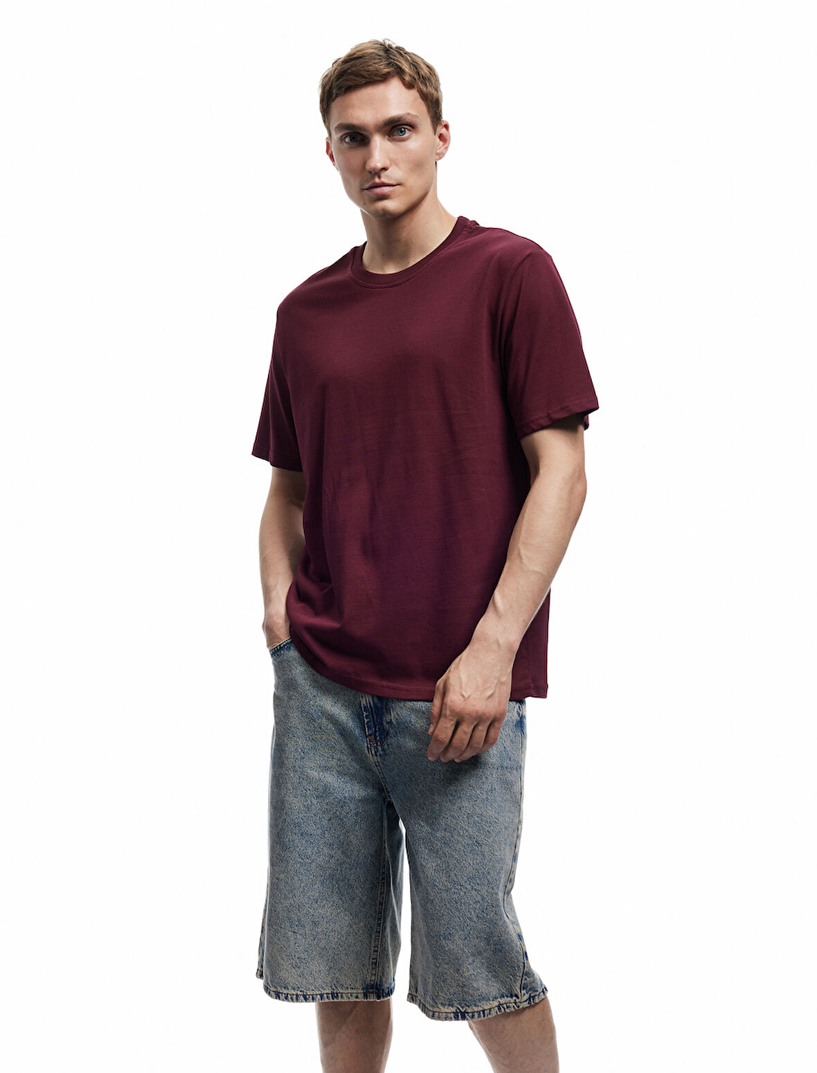 Bisiklet Yaka Regular Fit Tok Kumaş Pamuklu Kısa Kollu Tişört