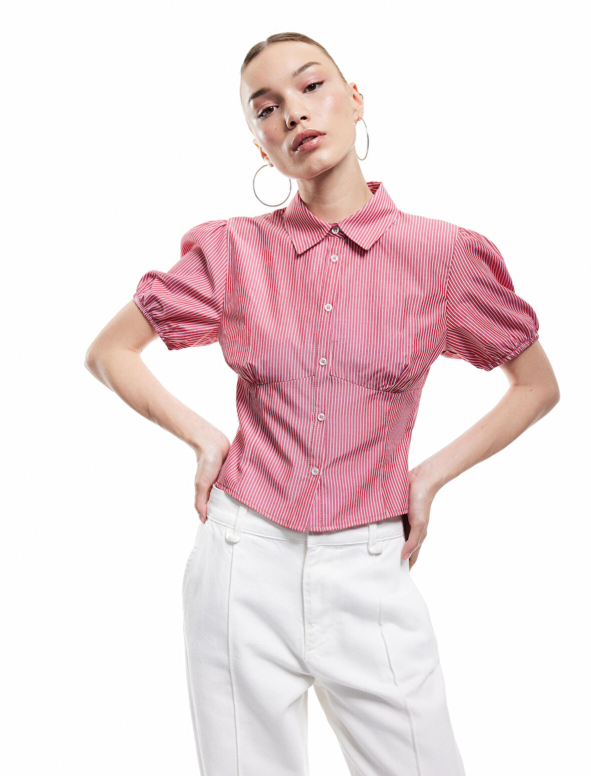 Klasik Yaka Düğmeli Dar Kesim Kısa Balon Kol Çizgili Gömlek