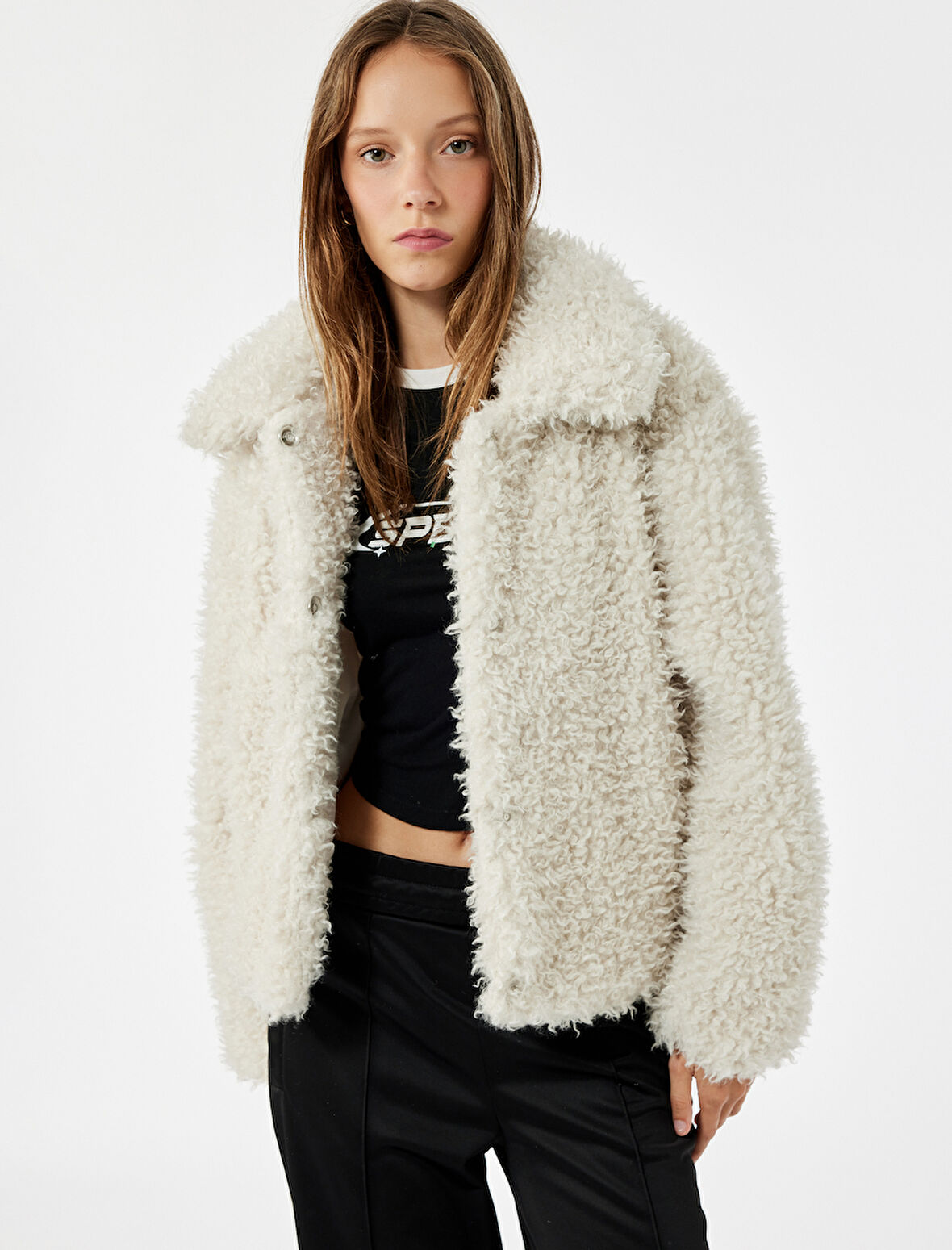 Oversize Uzun Kollu Klasik Yaka Peluş Ceket