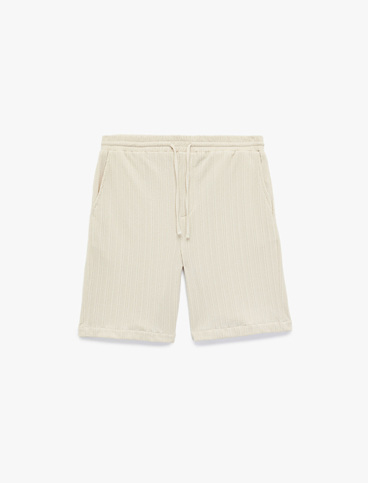 Beli Bağcıklı Cep Detaylı Dokulu Bermuda Şort