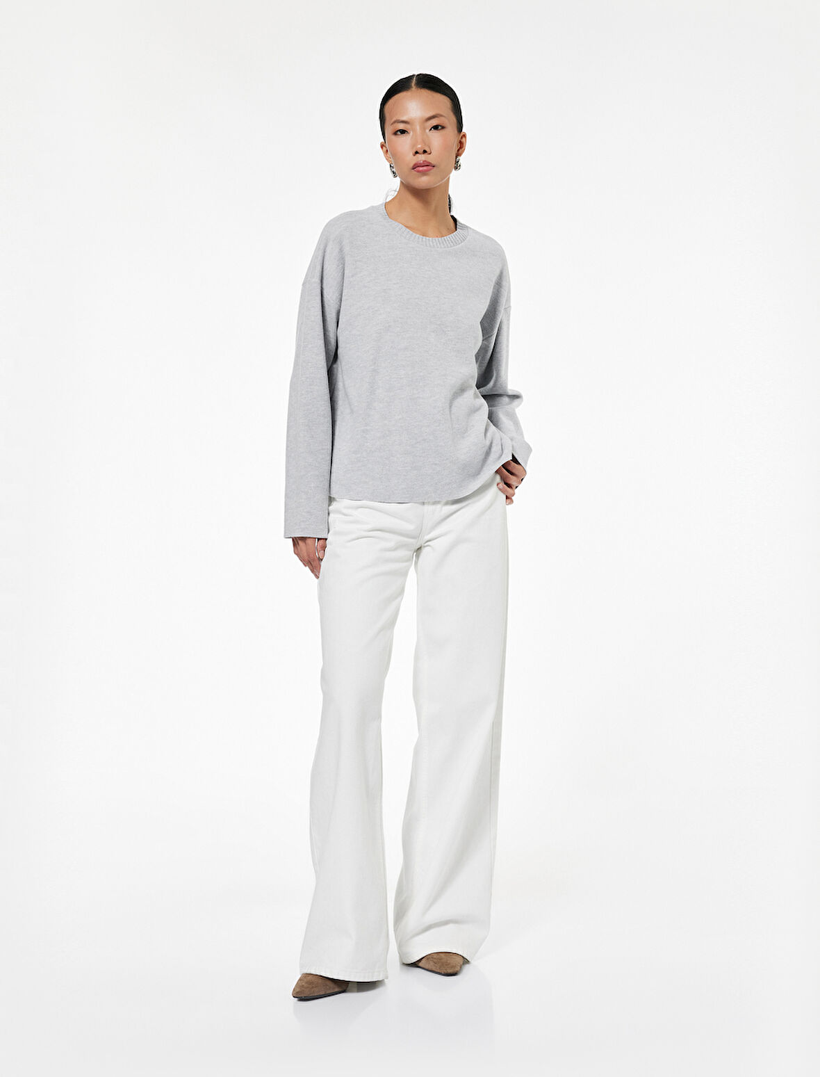 Uzun Kollu Bisiklet Yaka Basic Sweatshirt