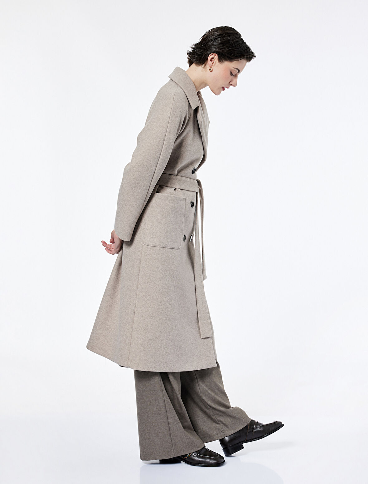 Uzun Kollu Cepli Kemerli Kruvaze Uzun Kaşe Kaban