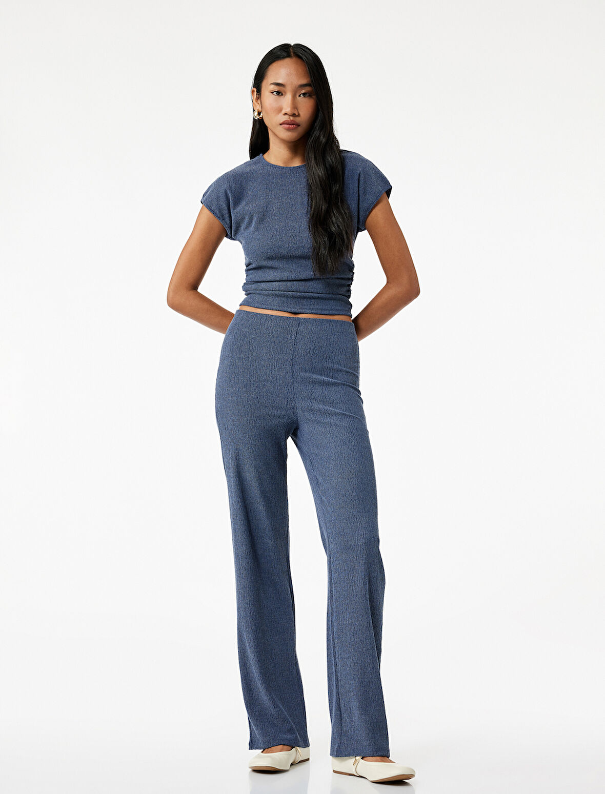 Bürümcük Kumaş Slim Fit Kısa Kollu Bisiklet Yaka Tişört
