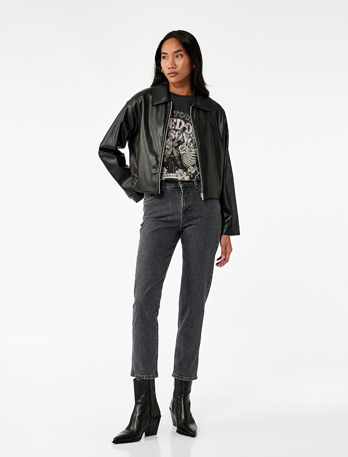 Standart Bel Düz Paça Düğmeli Cepli Straight Fit Jean Pantolon - Straight Jeans