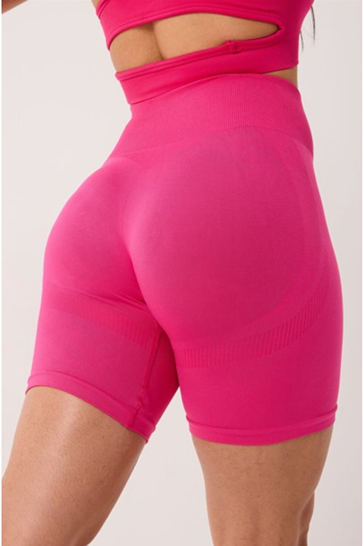 Luma Spor Şort Yüksek Bel Esnek Şekillendirici ve Toparlayıcı Seamless Tayt Kısa Şort