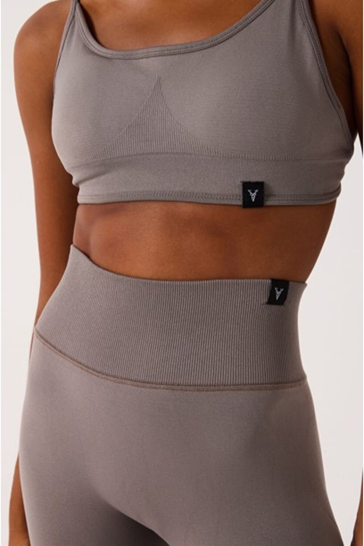Aura Sporcu Sütyeni Askılı Sırt Detaylı Toparlayıcı Büstiyer Bra