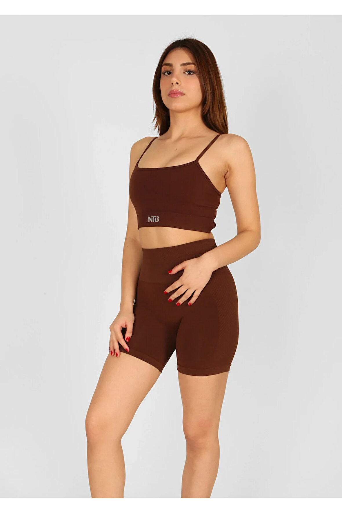 NTB Kahverengi Yüksek Bel Kısa Spor Taytı Scrunch Detaylı,Toparlayıcı Tayt,Kısa Spor Tayt,Fitness
