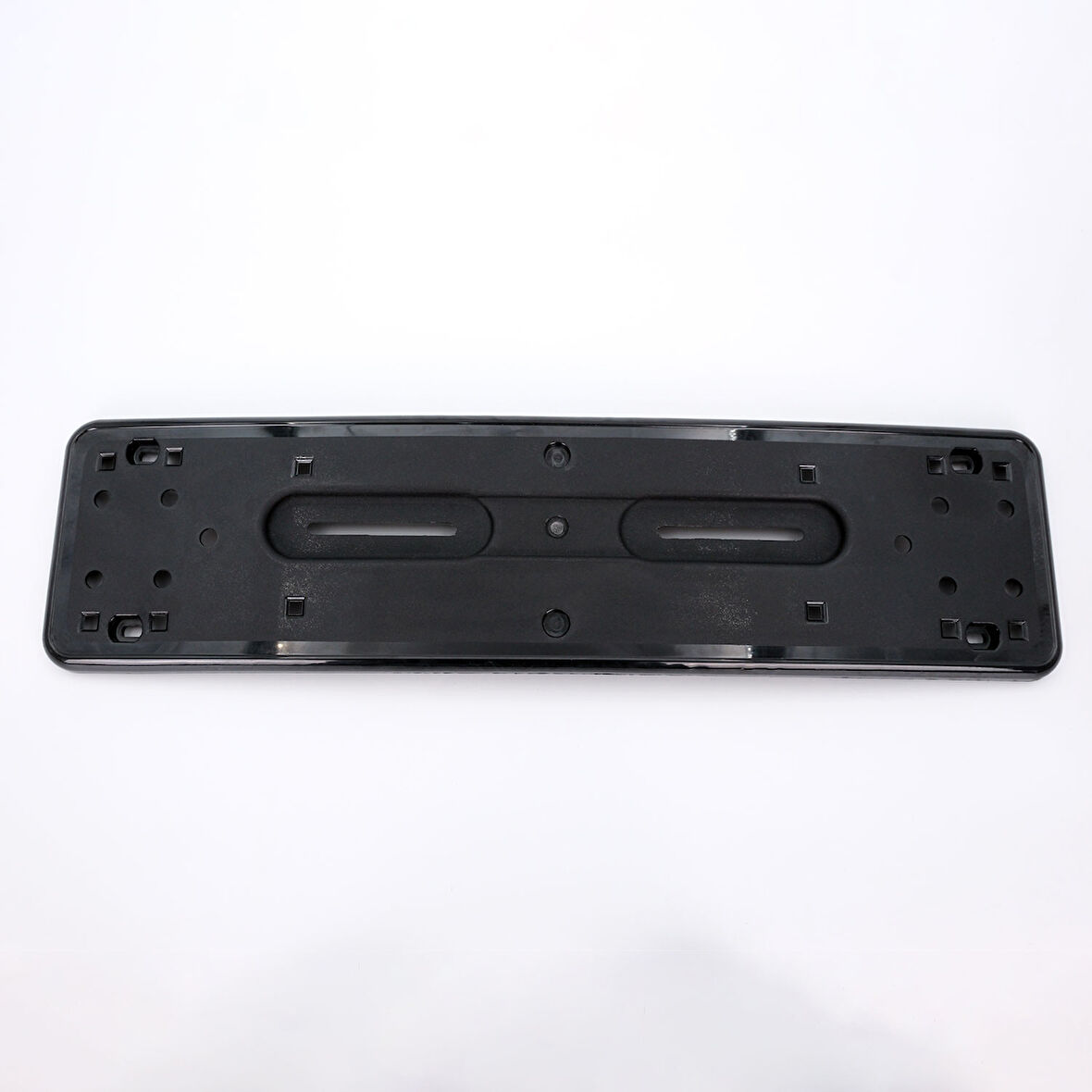 Oval Eğimli Oto Plakalik Takmatik Siyah Renk Plaka Tek