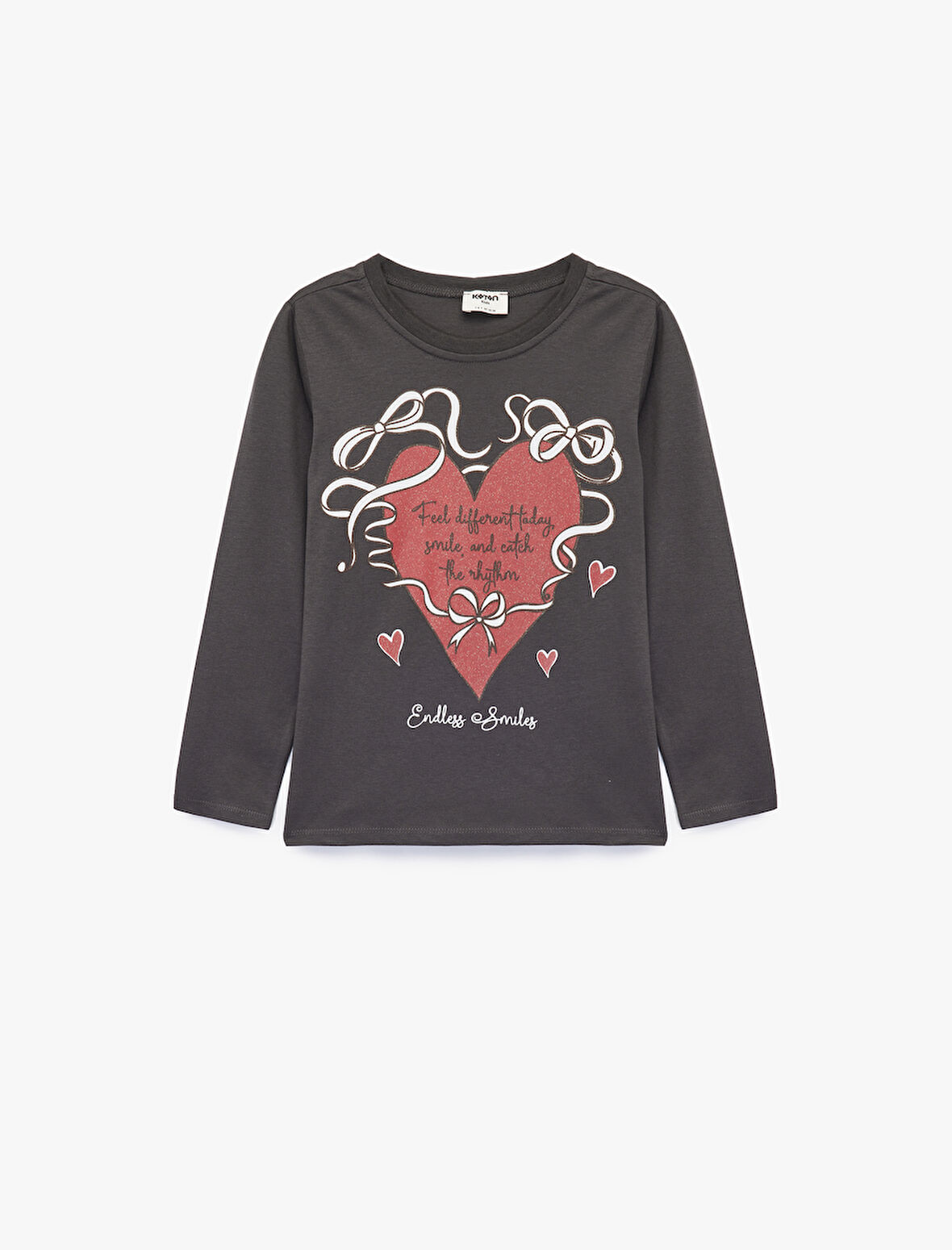 Uzun Kollu Bisiklet Yaka Kalp Baskılı Pamuklu Tişört