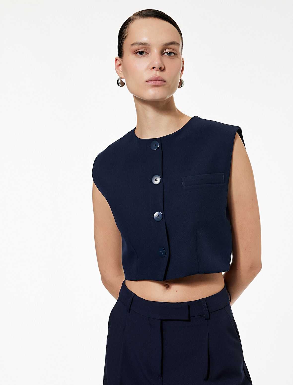 Düğmeli Bisiklet Yaka Crop Yelek