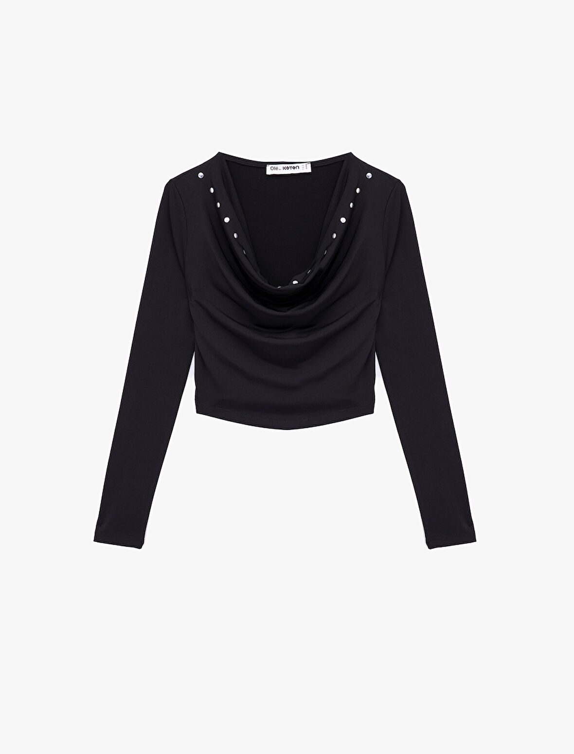 Slim Fit Uzun Kollu Metal Aksesuarlı Degaje Yaka Tişört