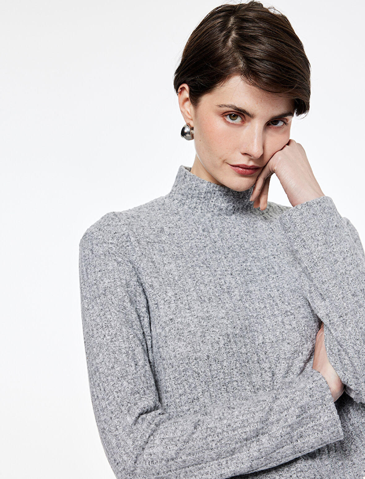 Slim Fit Kaşkorse Uzun Kollu Dik Yaka Crop Tişört