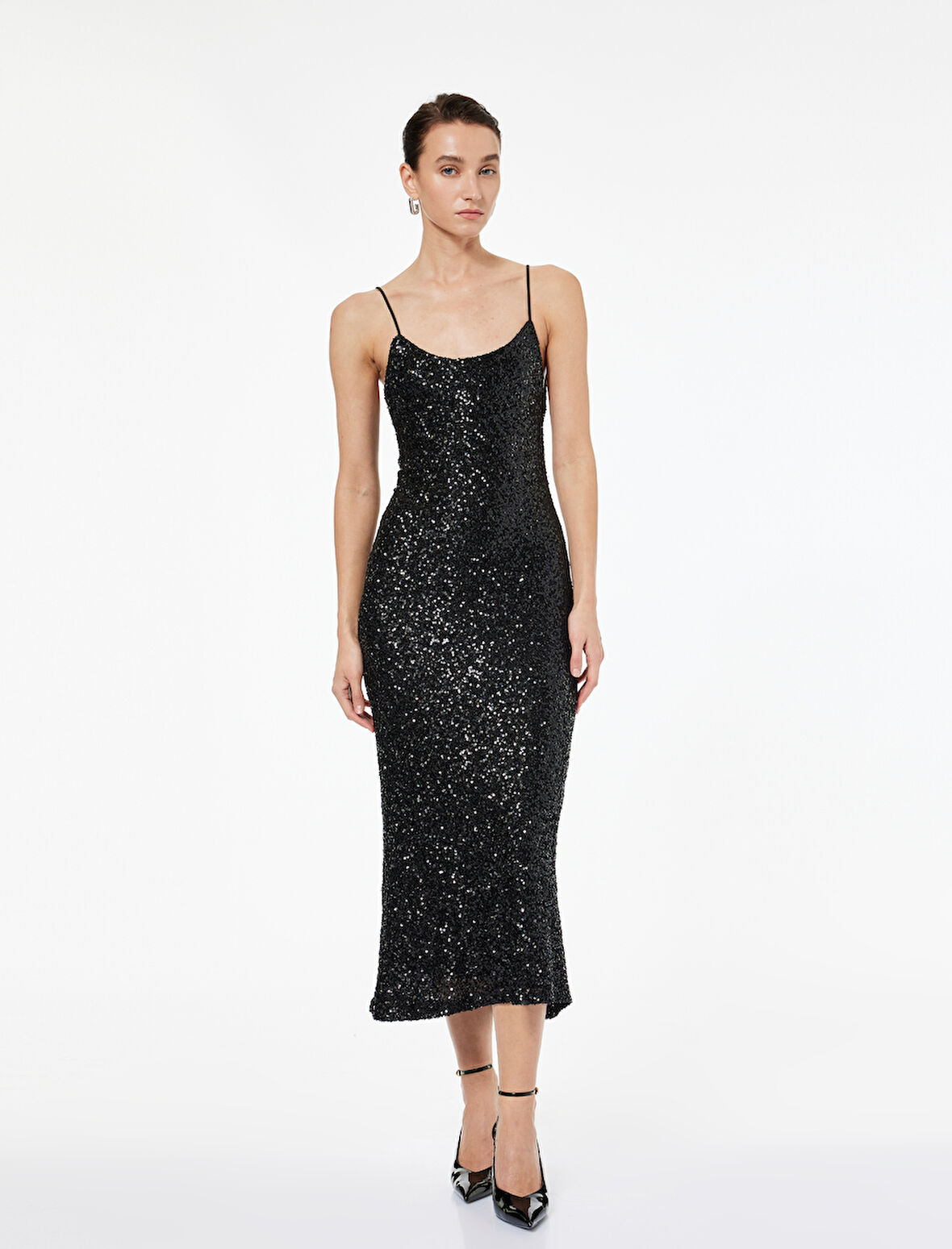 İp Askılı U Yaka Pullu Payetli Midi Abiye Elbise