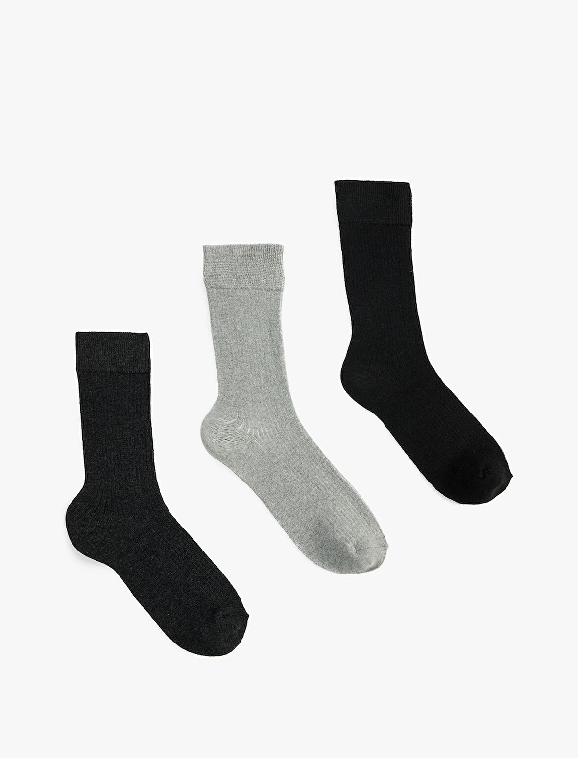 Çok Renkli 3'lü Soket Çorap Seti