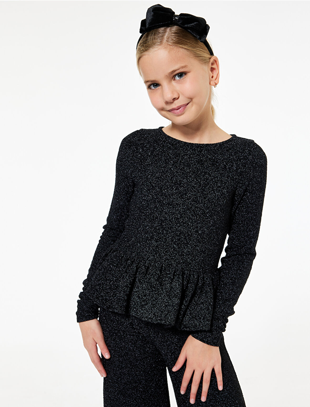 Uzun Kollu Bisiklet Yaka Sim Detaylı Fırfırlı Peplum Bluz