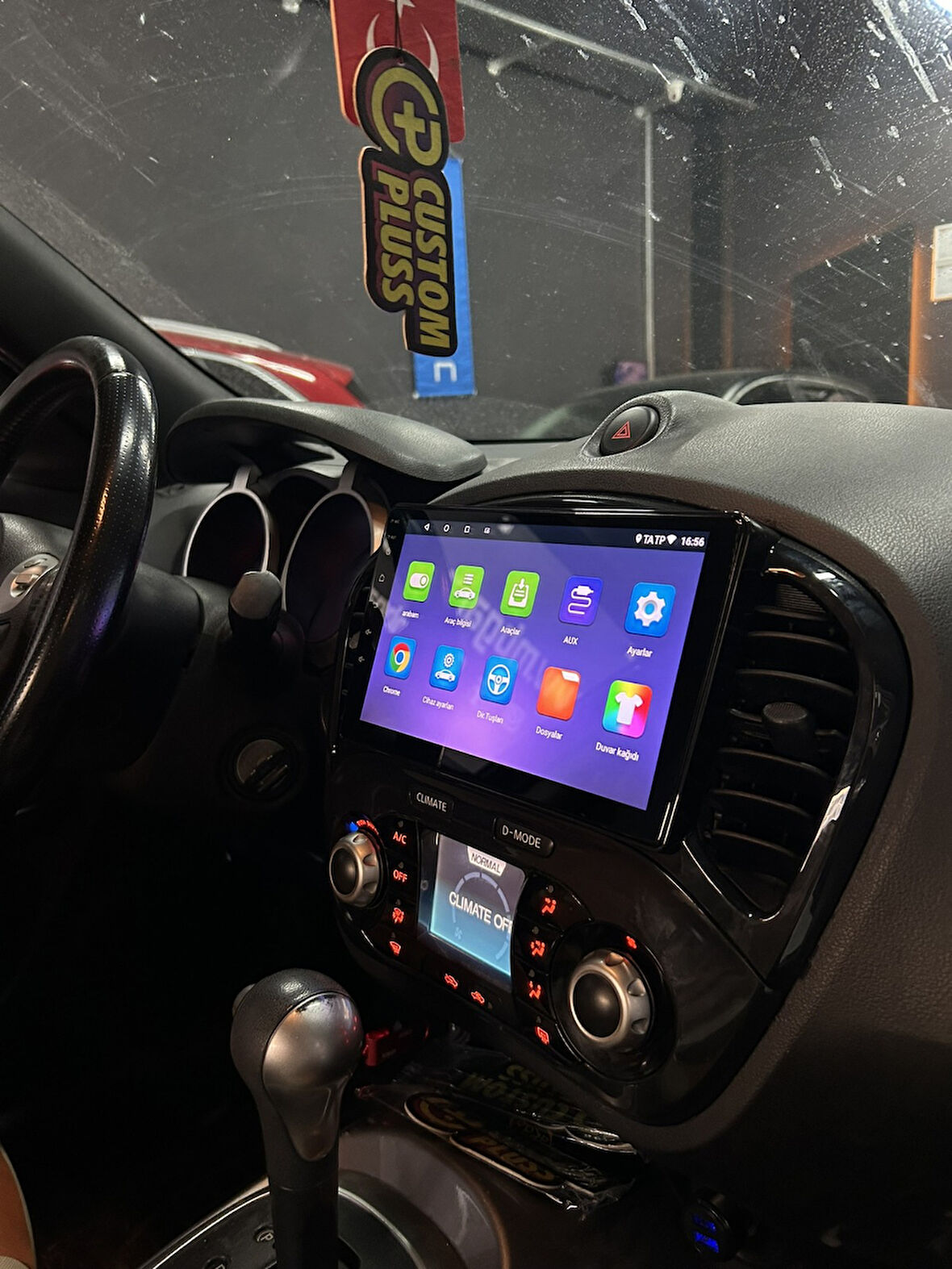 NİSSAN JUKE UYUMLU 4 GB RAM 64 GB DAHİLİ HAFIZA 9 İNÇ MULTİMEDYA KABLOSUZ CARPLAY GERİ GÖRÜŞ KAMERALI