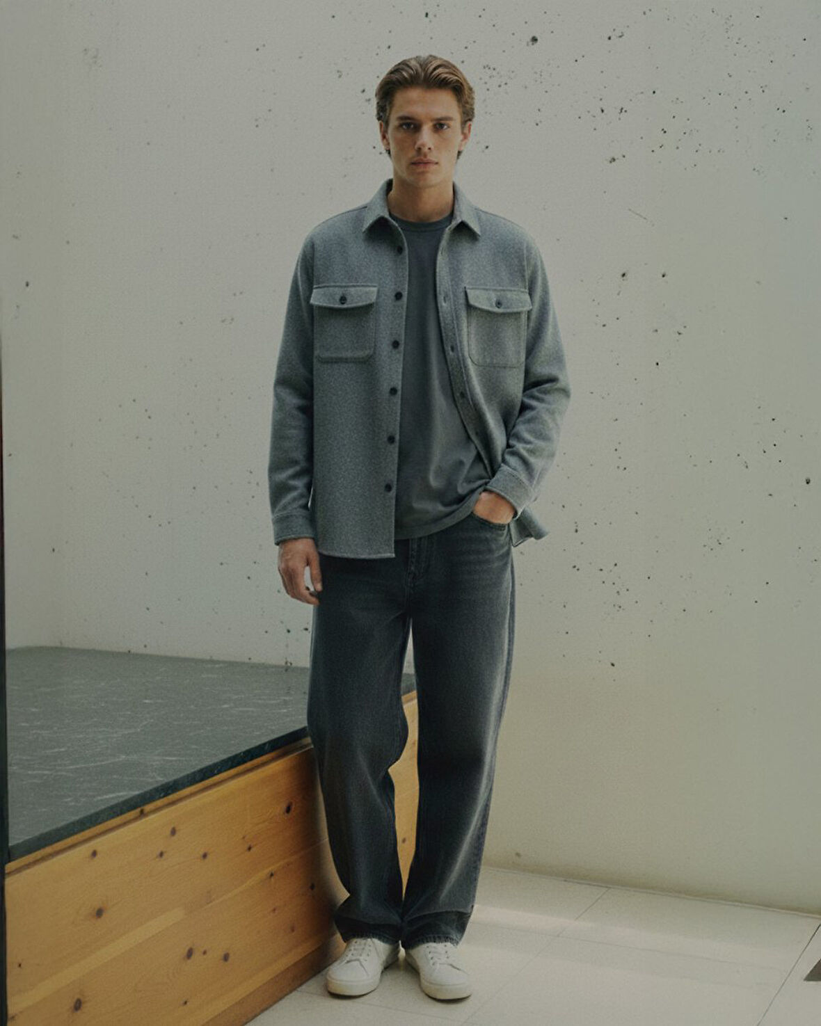 Uzun Kollu Önü Düğmeli Basic Antrasit Gömlek