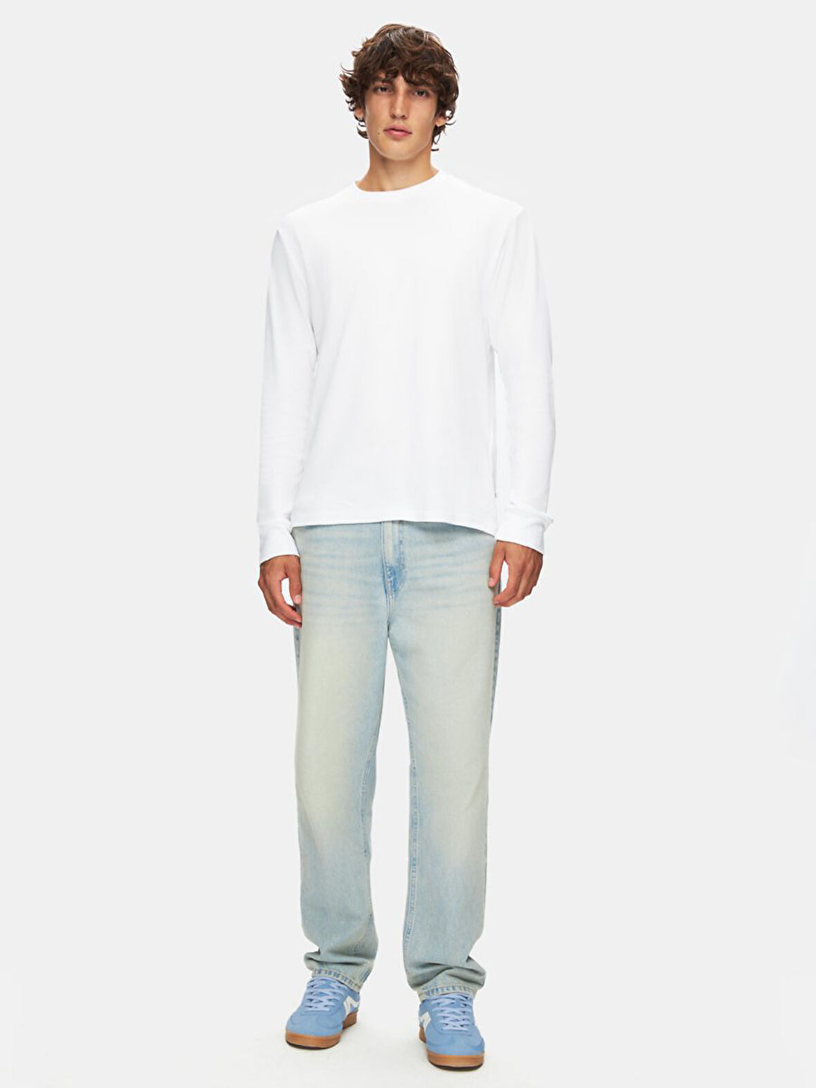 Uzun Kollu Sıfır Yaka Basic Beyaz Sweatshırt