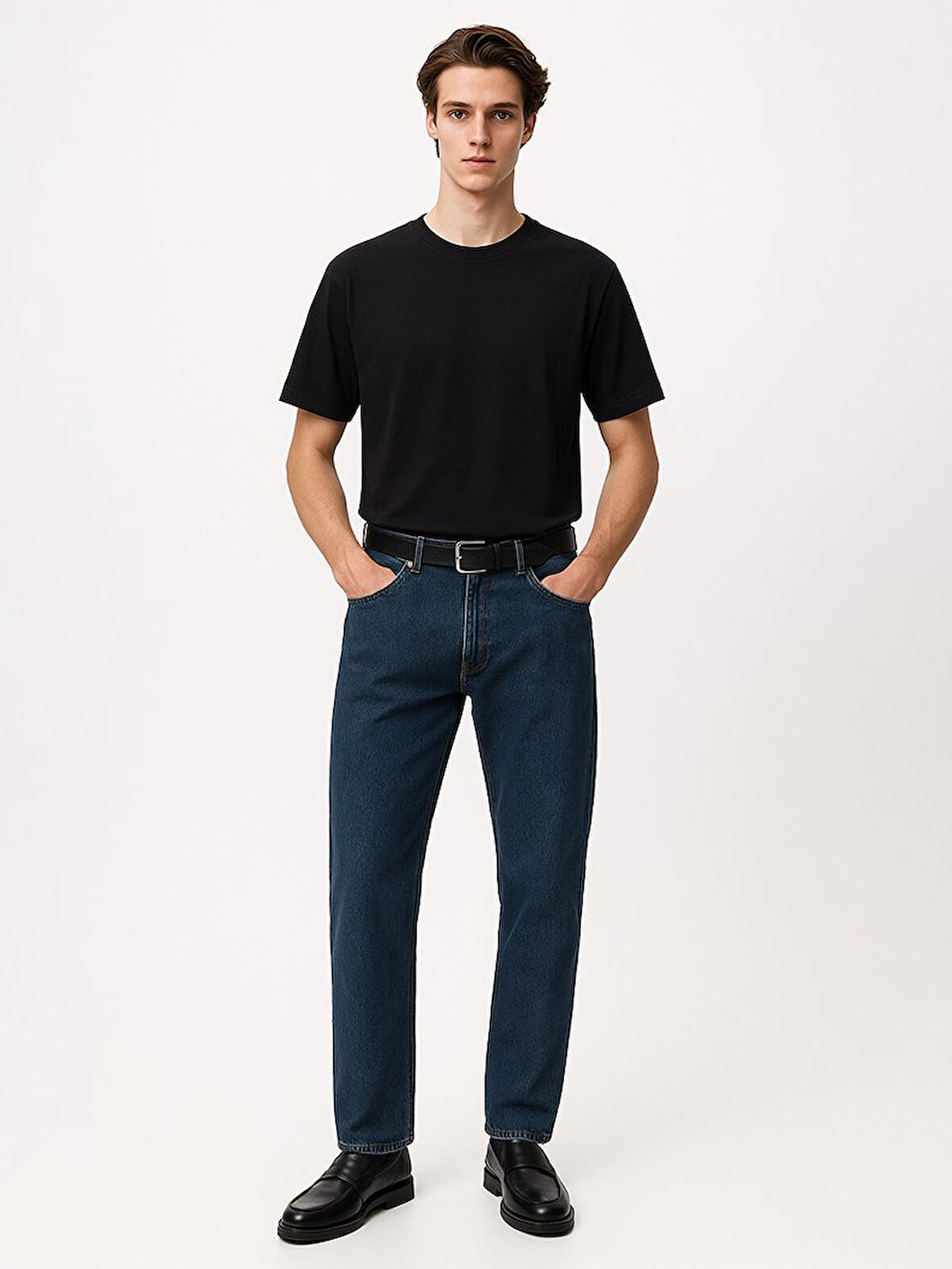 Kısa Kollu Sıfır Yaka Basic Siyah T-shırt